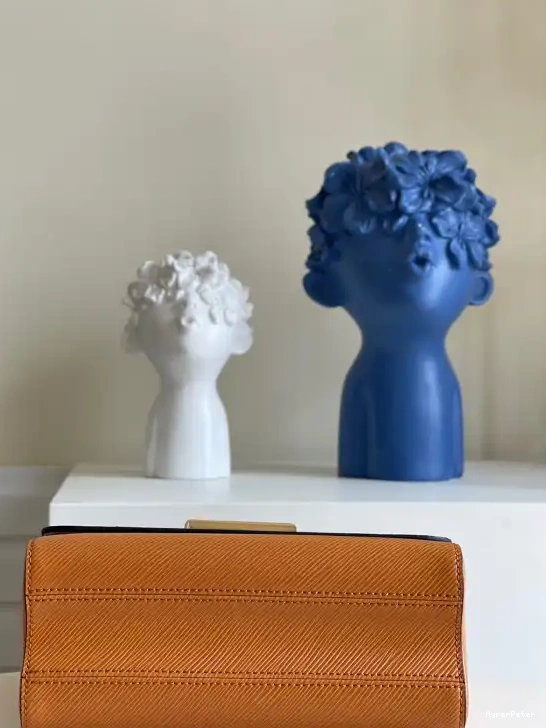 LOUIS MM VUITTON TWIST 0624